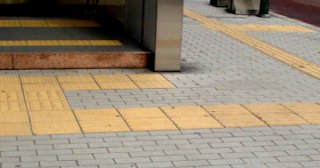 Тактильная плитка ПВХ в Новомосковске - купить от 723 руб. в ТротуарнаяПлитка