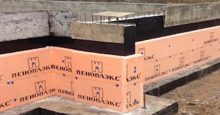 Утепление мелкозаглубленного фундамента в Новомосковске в октябре