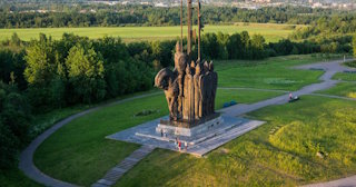 Благоустройство памятников в Новомосковске от 929 руб. – компания ТротуарнаяПлитка