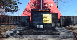 Профессиональное благоустройство памятников в Новомосковске в октябре
